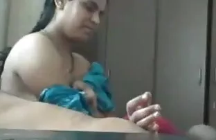 सहायक हिंदी सेक्सी मूवी फुल एचडी में अपमानित