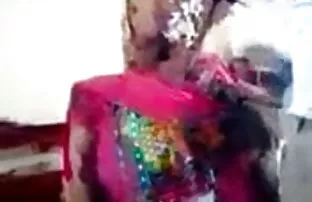 प्यारा गोरा एक खिलौना के साथ उसे सुरंग की पड़ताल ब्लू सेक्सी फुल एचडी