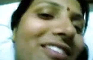 सुंदर सेक्सी हिंदी फुल एचडी स्तन लड़की उंगलियों उसे बिल्ली