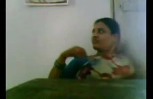 वह पोशाक फुल हिंदी एचडी सेक्सी में नृत्य से पहले चूसने मोटी मुर्गा