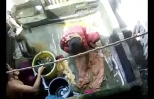 एलिसन प्यार करता है बंद झटका फुल सेक्सी एचडी मूवी करने के लिए इस आदमी के साथ उसके छोटे हाथ