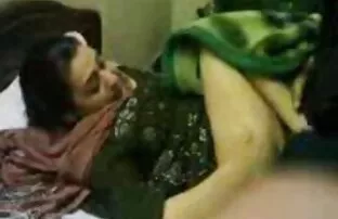 बदसूरत वॉलपेपर-सार्वजनिक लेने अप-रूसी बीएफ फिल्म सेक्सी फुल एचडी श्यामला सड़क पर साशा आर के साथ